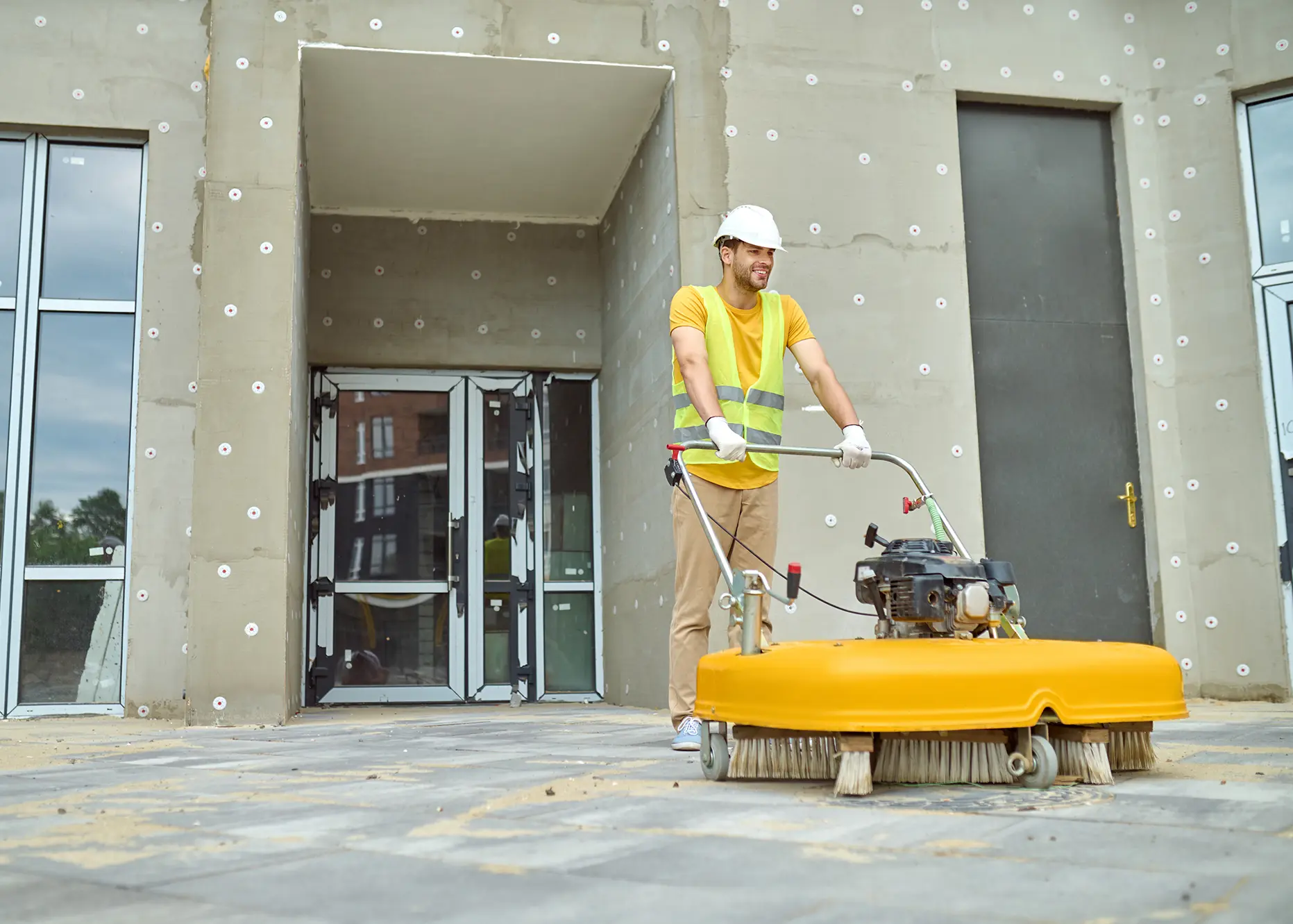 Bauendreinigung, Baugrobreinigung, Baufeinreinigung, Bodenpflege, Joseph Sarr, JS-Gebäudereinigung, Glas- und Gebäudereinigung Celle und Umland